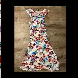 New Pink Blush floral maternity dress medium